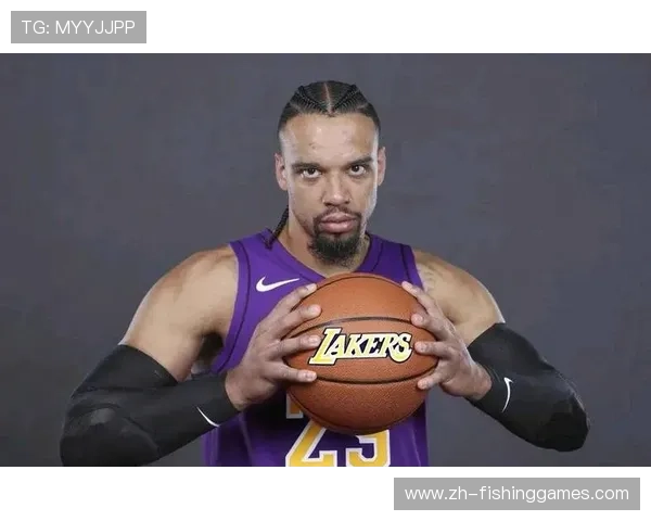 狄龙防守价值引关注，交易流言中被评“起码值一个首轮”